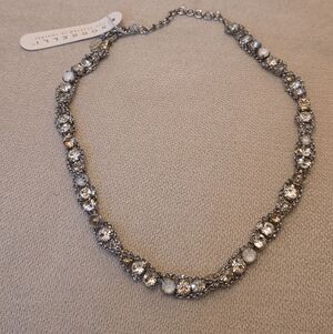 NWT- Sorrelli Silver Tone Crystal Statement Necklace